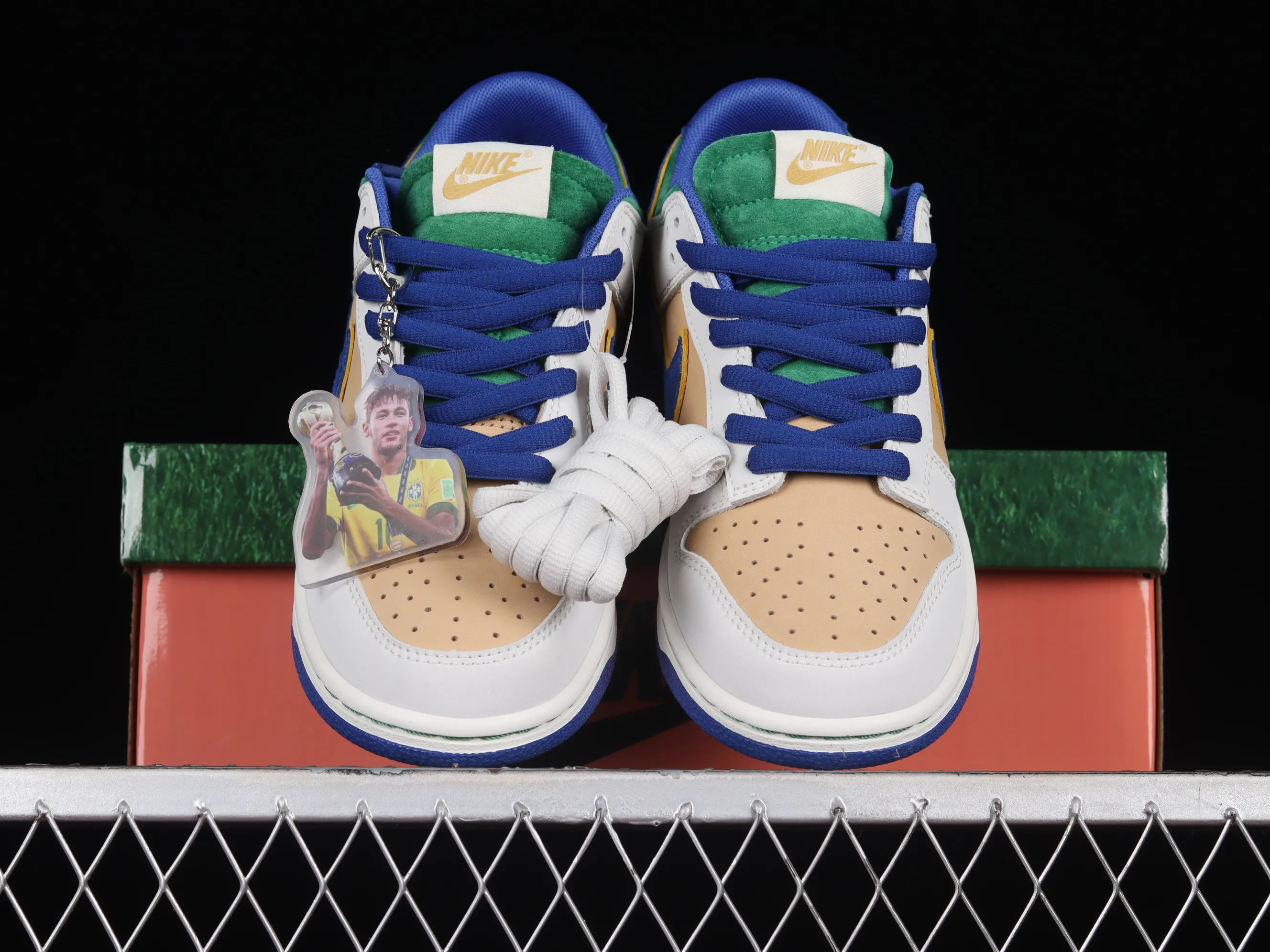 All Categories Nk SB Dunk Series Nk SB Dunk Low Low-top sneakers Nk SB Dunk Low Qatar World Cup themed SB low-top sports and leisure sneakers BR2022-884